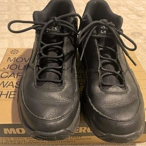 Jordan Max Aurora 3-gently used